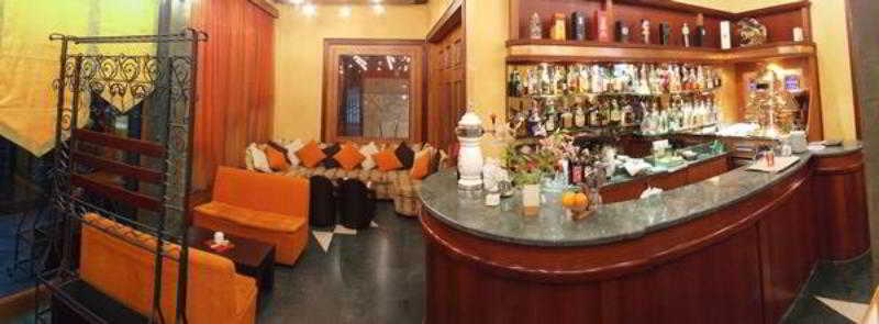 Nov Hotel Tirana Restaurace fotografie